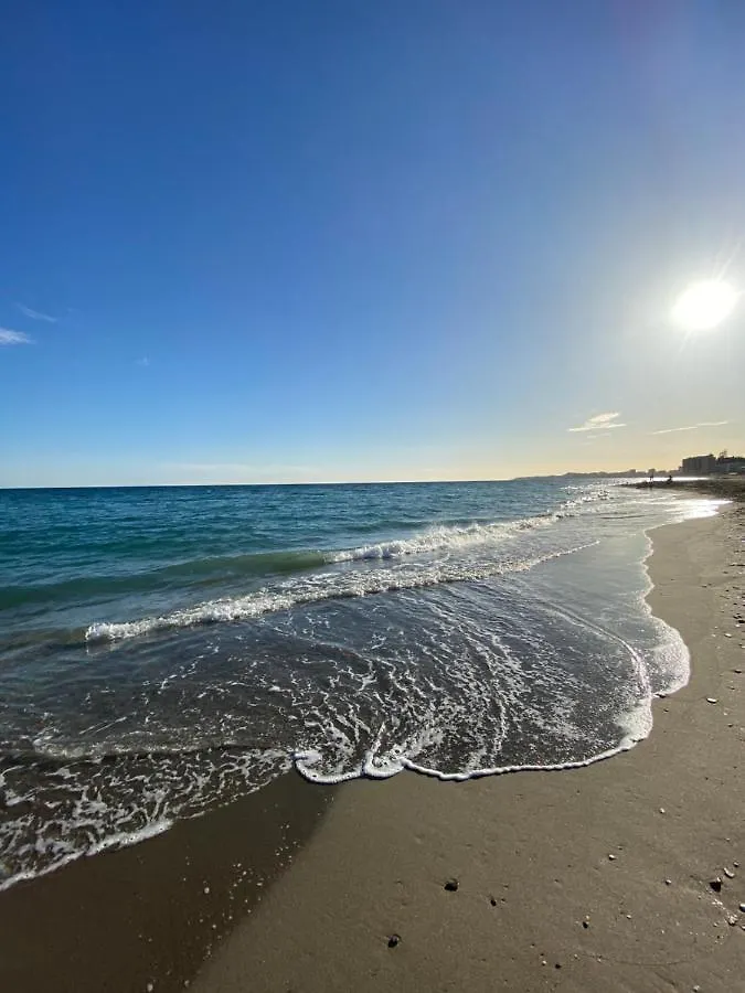 Paseo Maritimo Puerto Fuengirola Bailarina Beach Apartment