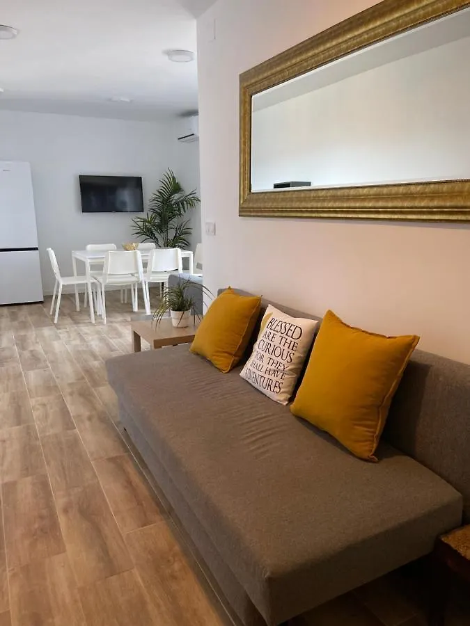 Paseo Maritimo Puerto Fuengirola Bailarina Beach Apartment