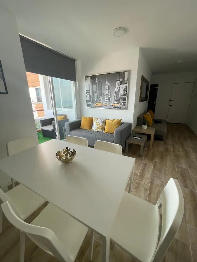 Paseo Maritimo Puerto Fuengirola Bailarina Beach Apartment 0*,