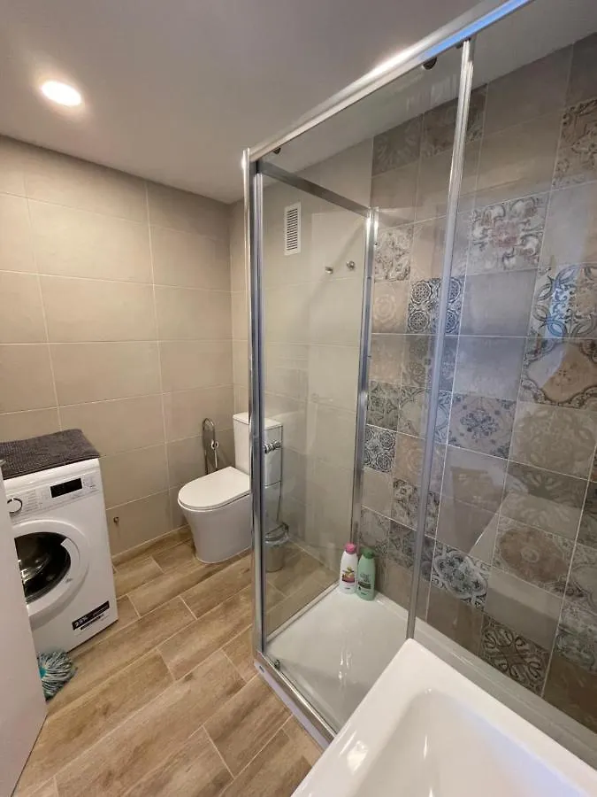 Paseo Maritimo Puerto Fuengirola Bailarina Beach Apartment